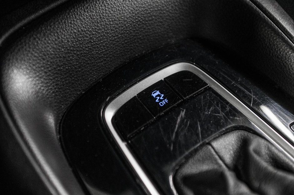 Toyota Corolla LE 2021-23