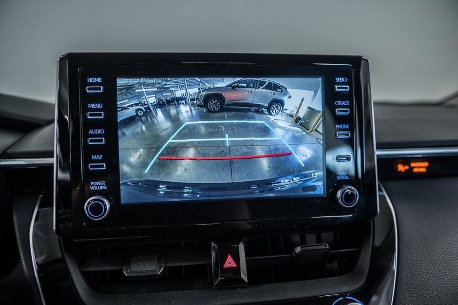 2021 Toyota Corolla LE-17