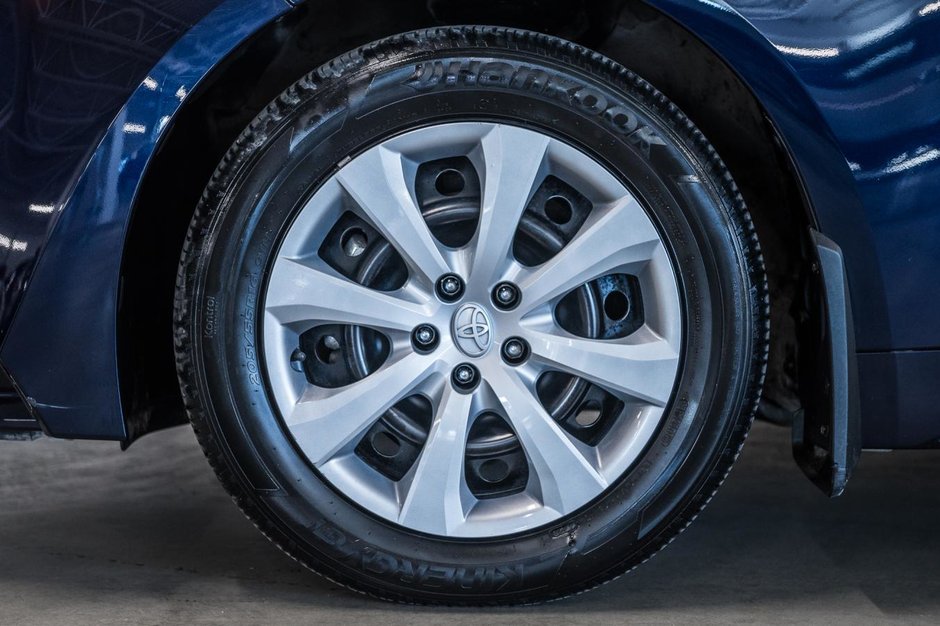 2021 Toyota Corolla LE-3