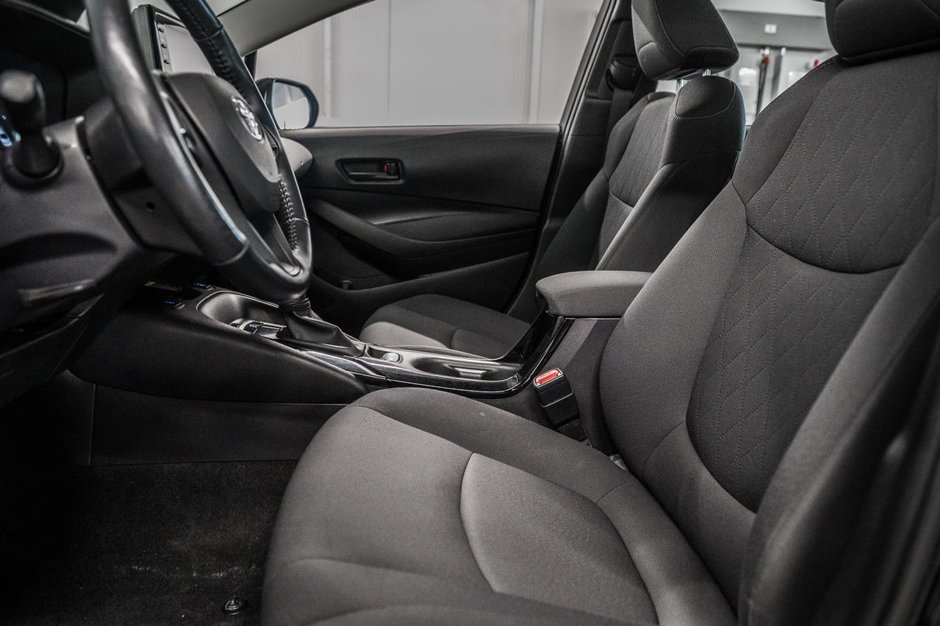 Toyota Corolla LE 2022-12