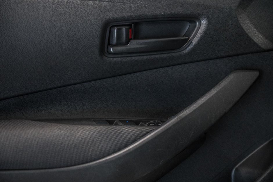 Toyota Corolla LE 2022-11