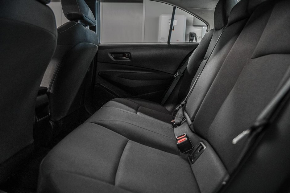 Toyota Corolla LE 2022-24