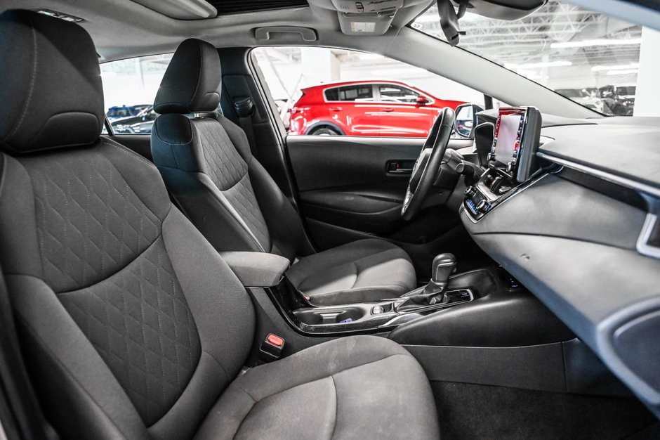 Toyota Corolla LE 2022-23