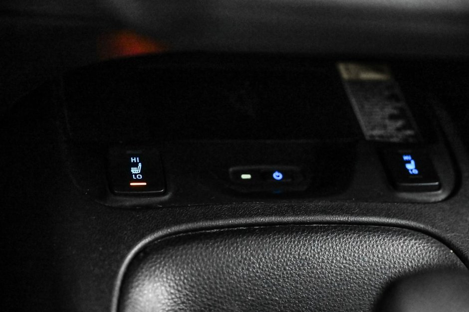 Toyota Corolla LE 2022-15