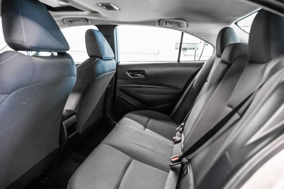 Toyota Corolla LE 2022-19