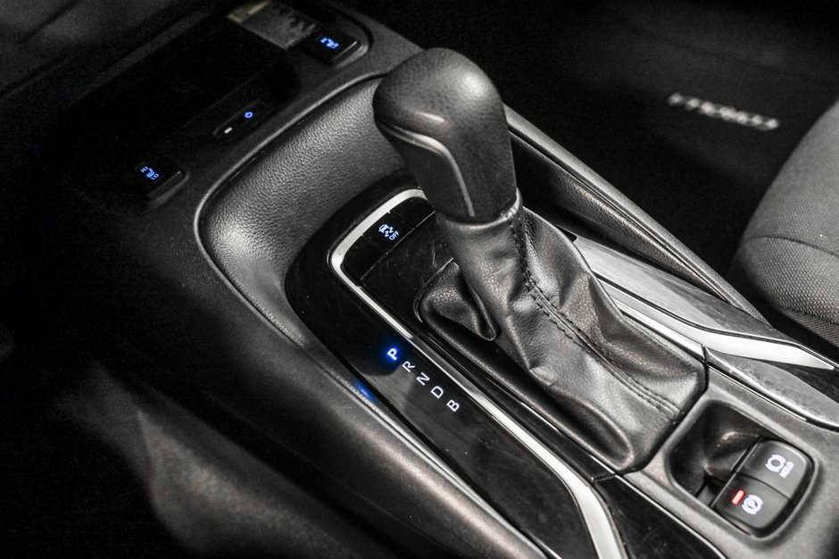 Toyota Corolla LE 2022-14