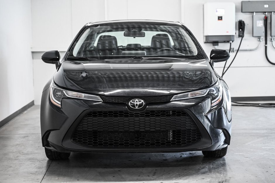 2022 Toyota Corolla LE-1