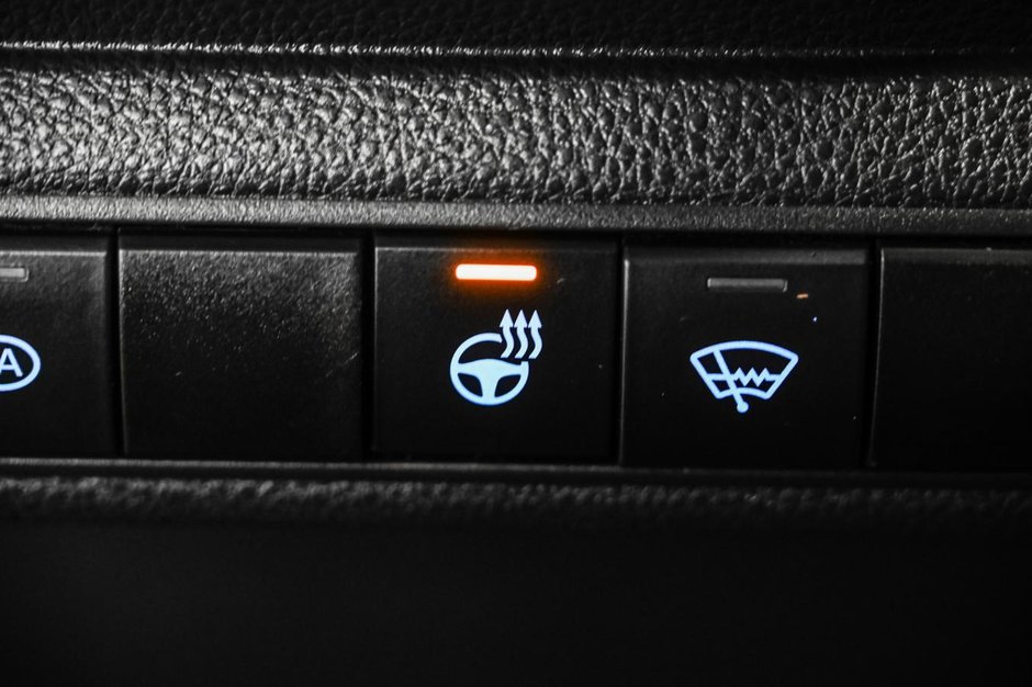 2022 Toyota Corolla LE-10