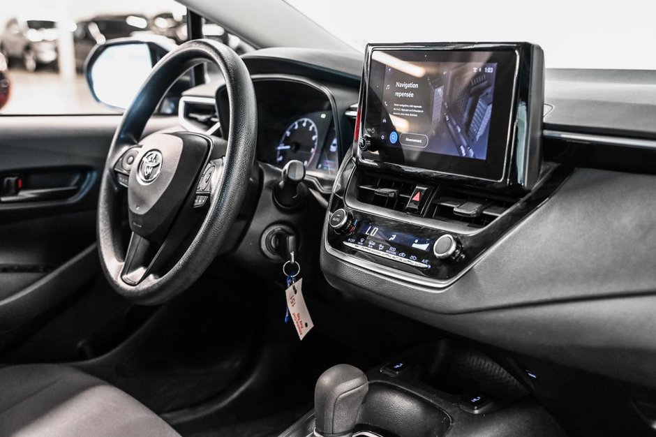 Toyota Corolla LE 2023-20