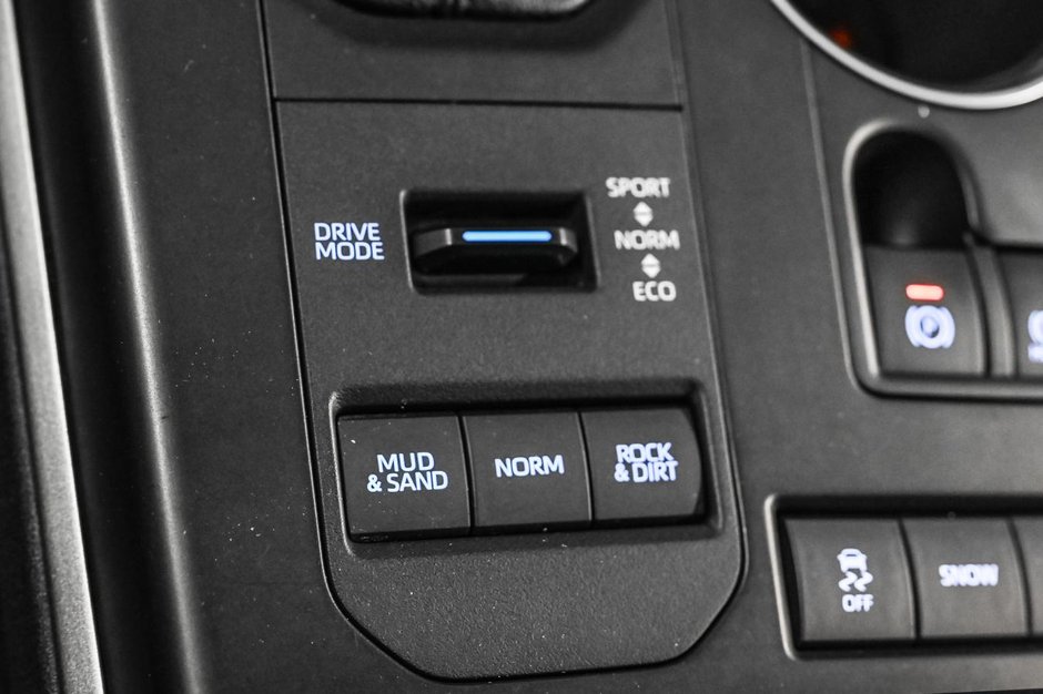 Toyota Highlander LE 2020-17