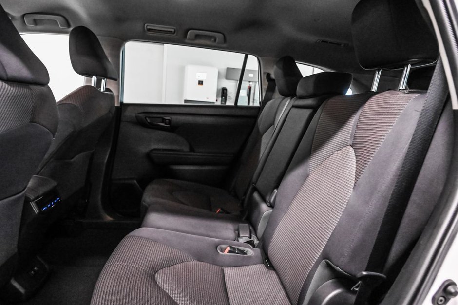 Toyota Highlander LE 2020-24