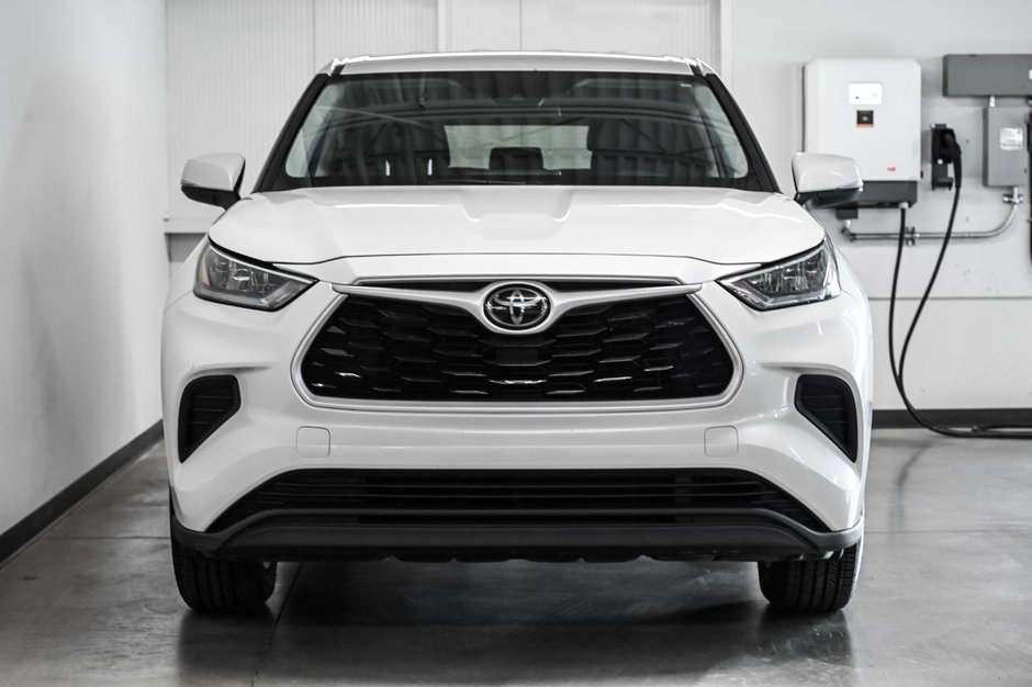 Toyota Highlander LE 2020-1