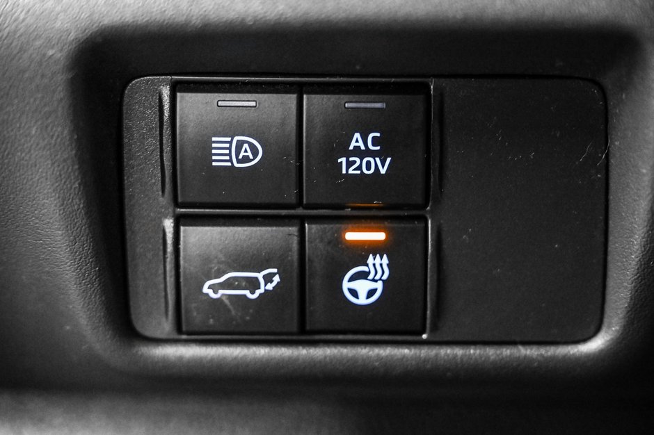 Toyota Highlander Hybrid XLE 2022-17