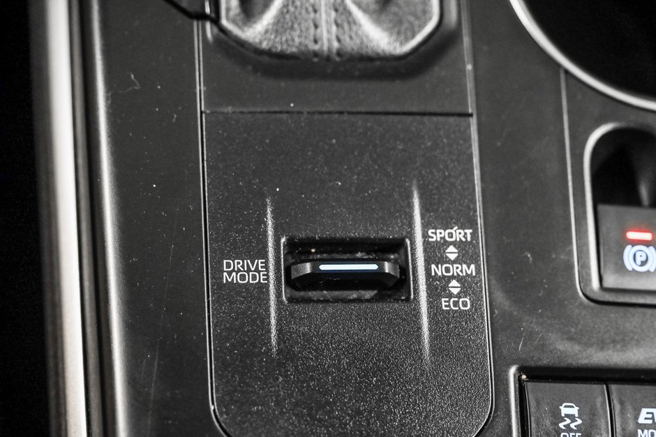 Toyota Highlander Hybrid XLE 2022-21