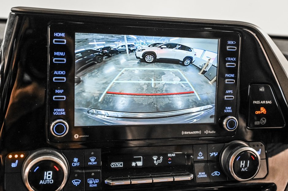 Toyota Highlander Hybrid XLE 2022-28