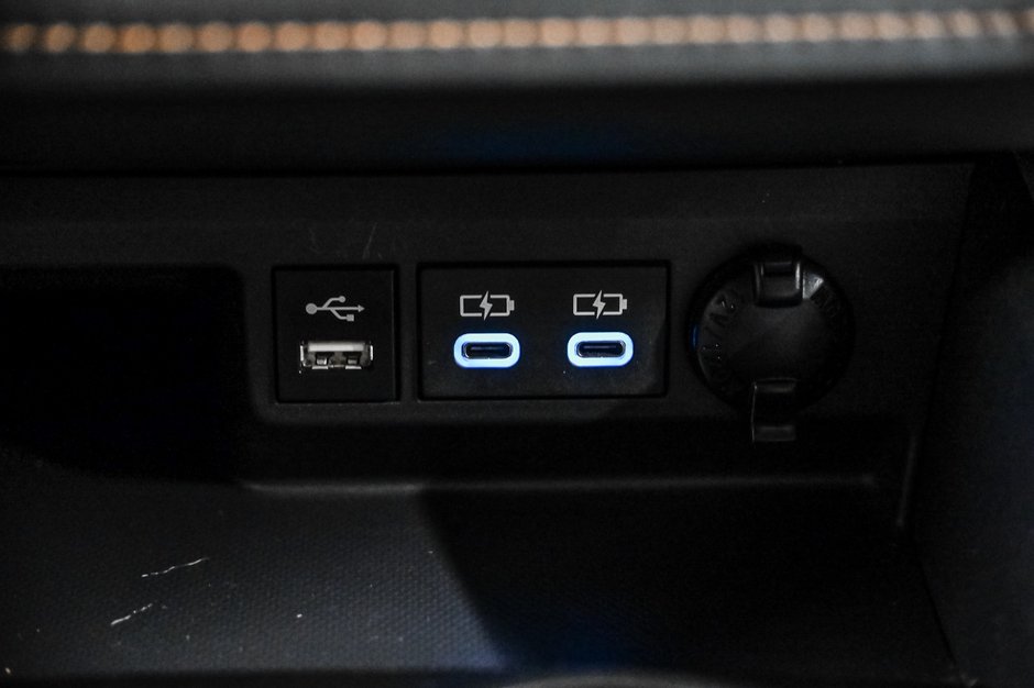 Toyota Highlander Hybrid XLE 2022-23