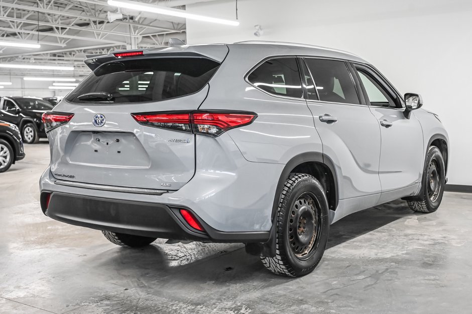 Toyota Highlander Hybrid XLE 2022-6