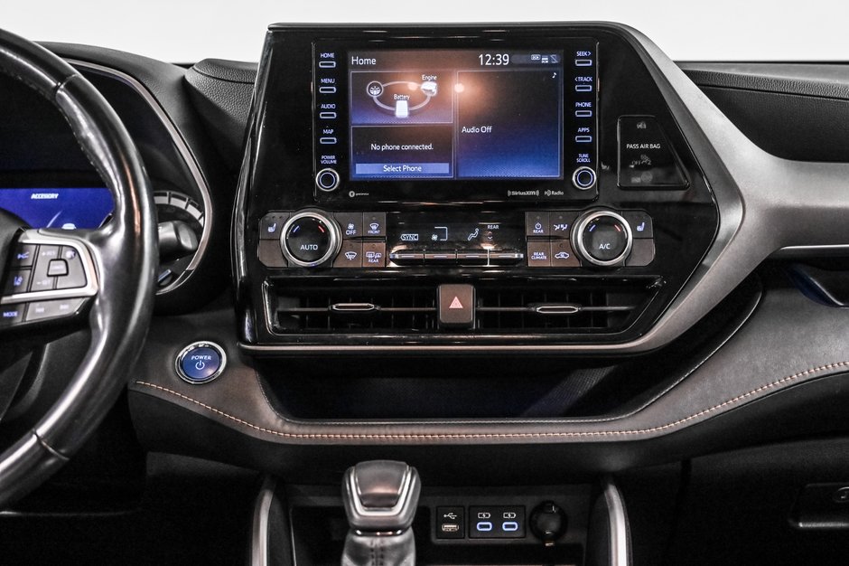 Toyota Highlander Hybrid XLE 2022-33