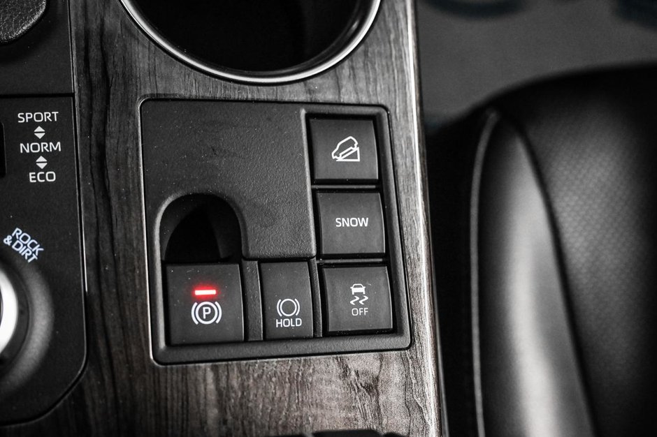 Toyota Highlander Limited 2023-21