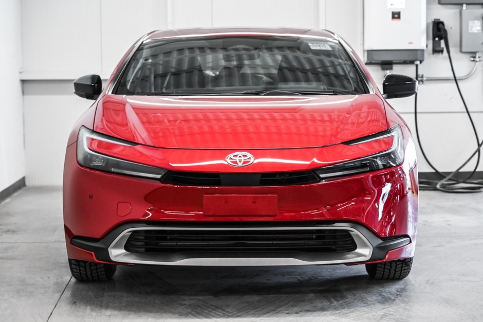 Toyota Prius Plug-In Hybrid SE 2025-1