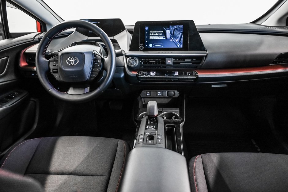 Toyota Prius Plug-In Hybrid SE 2025-20