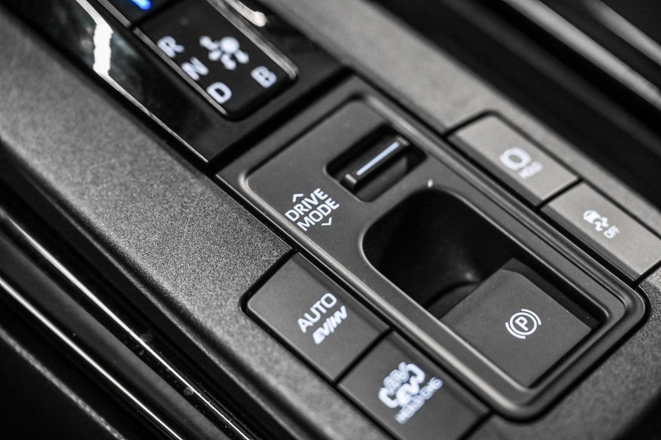 Toyota Prius Prime XSE Premium 2024-18