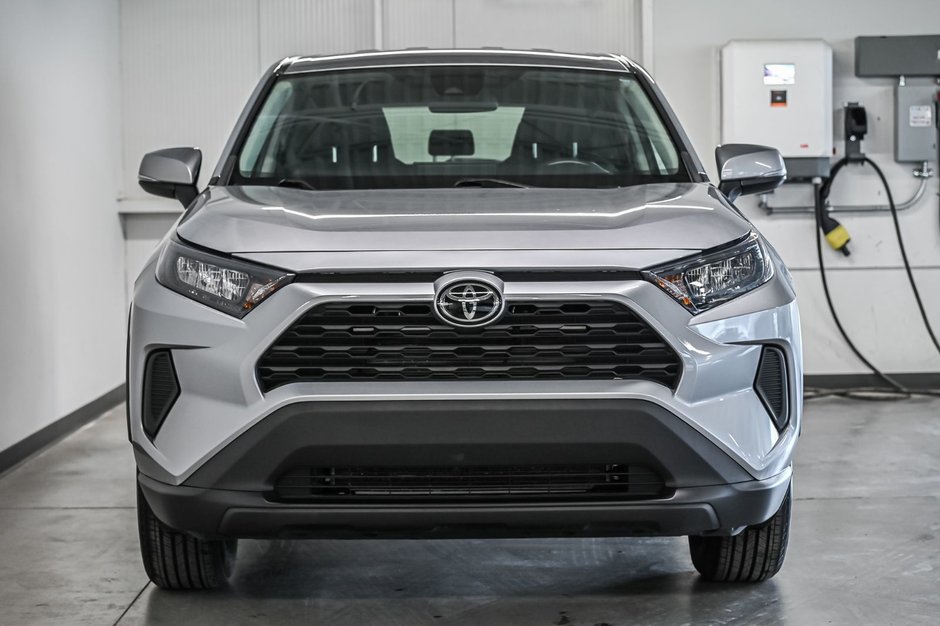 2022 Toyota RAV4 LE-1