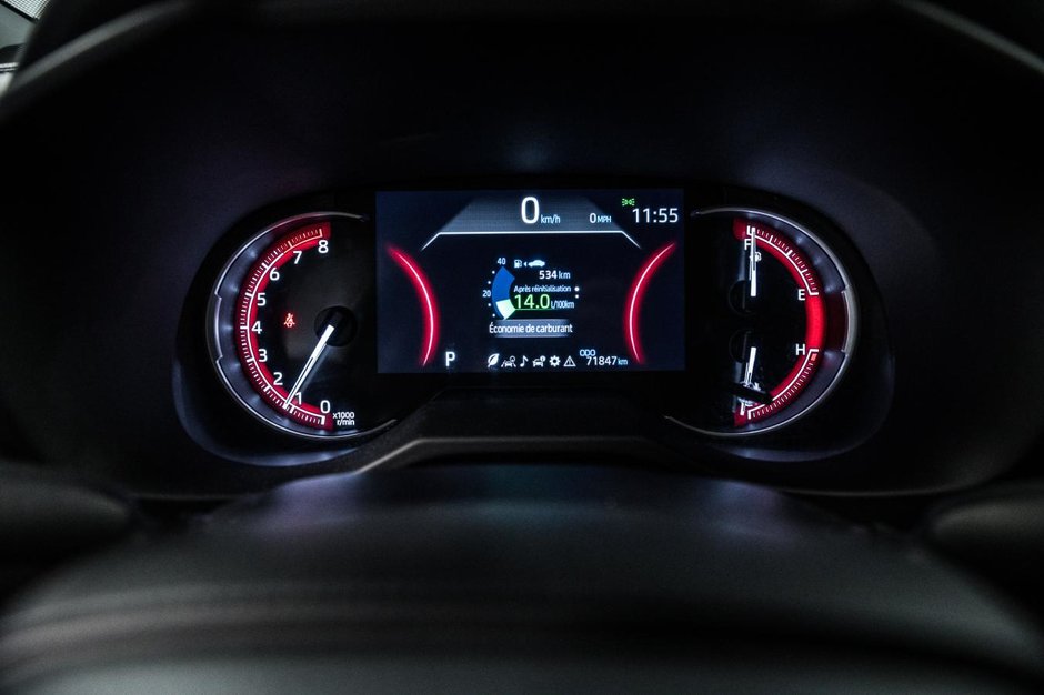 Toyota RAV4 LE 2023-16