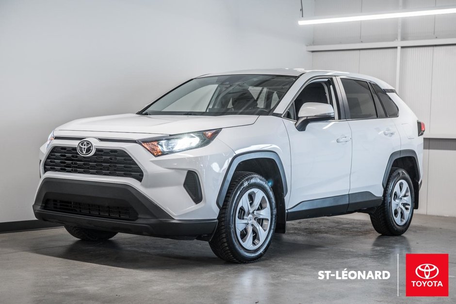 Toyota RAV4 LE 2023-0