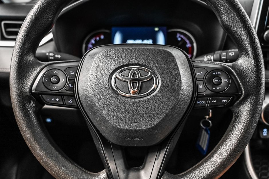 2023 Toyota RAV4 LE-11