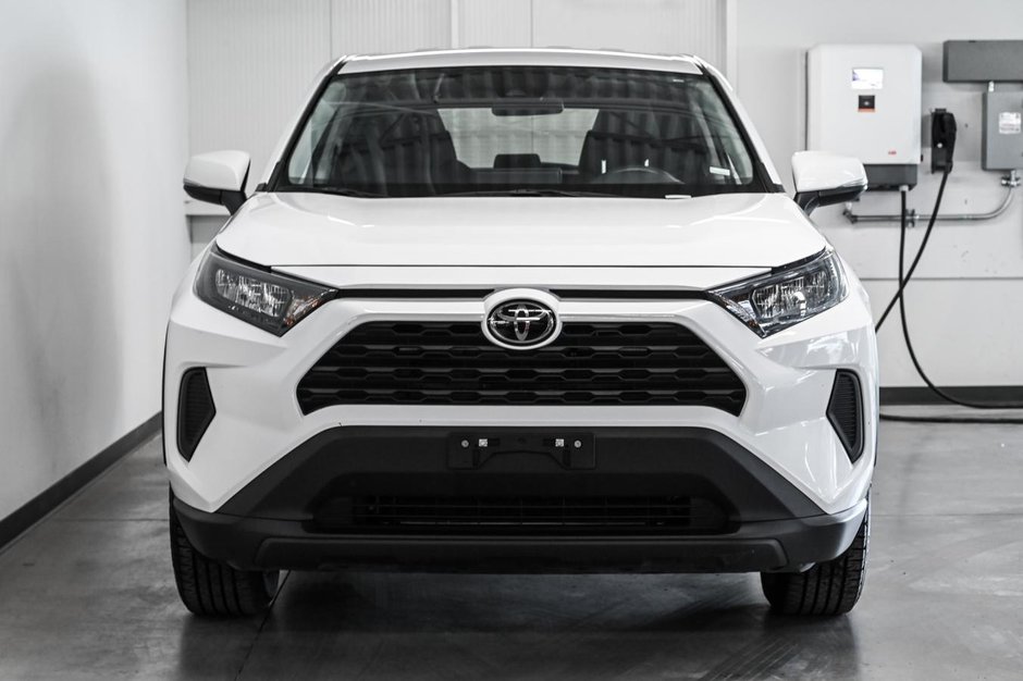 2023 Toyota RAV4 LE-1