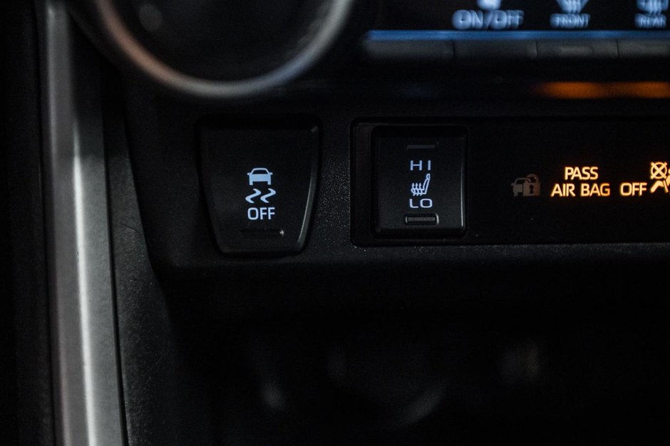 Toyota RAV4 LE 2023-20