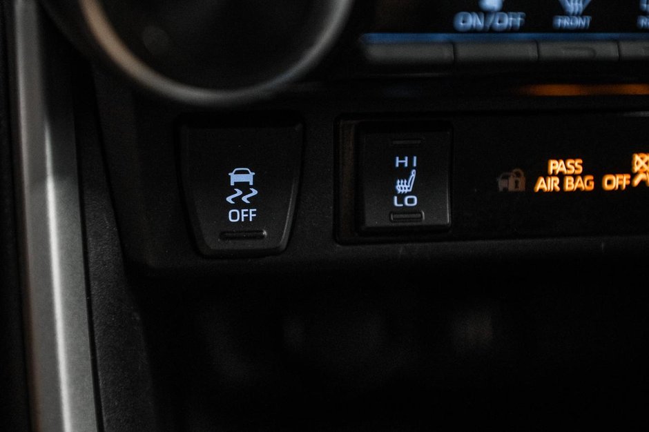 2023 Toyota RAV4 LE-22