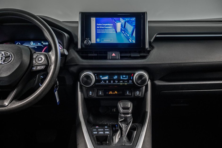 Toyota RAV4 LE 2023-27