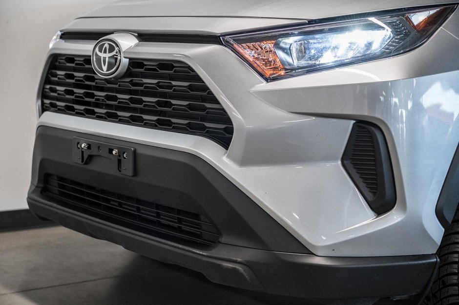 Toyota RAV4 LE 2023-2