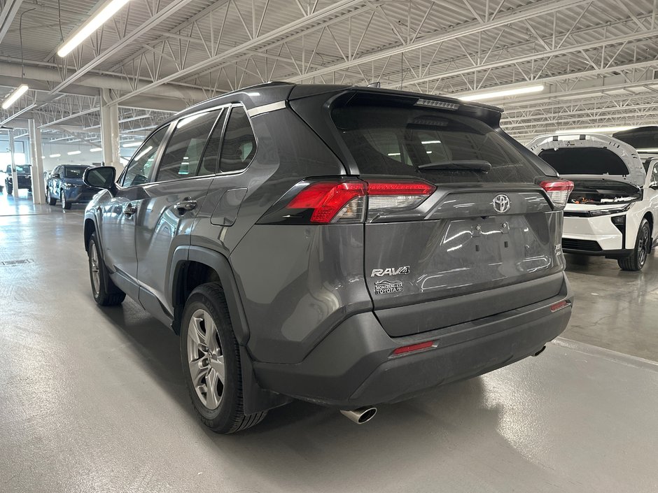 2023 Toyota RAV4 XLE-4