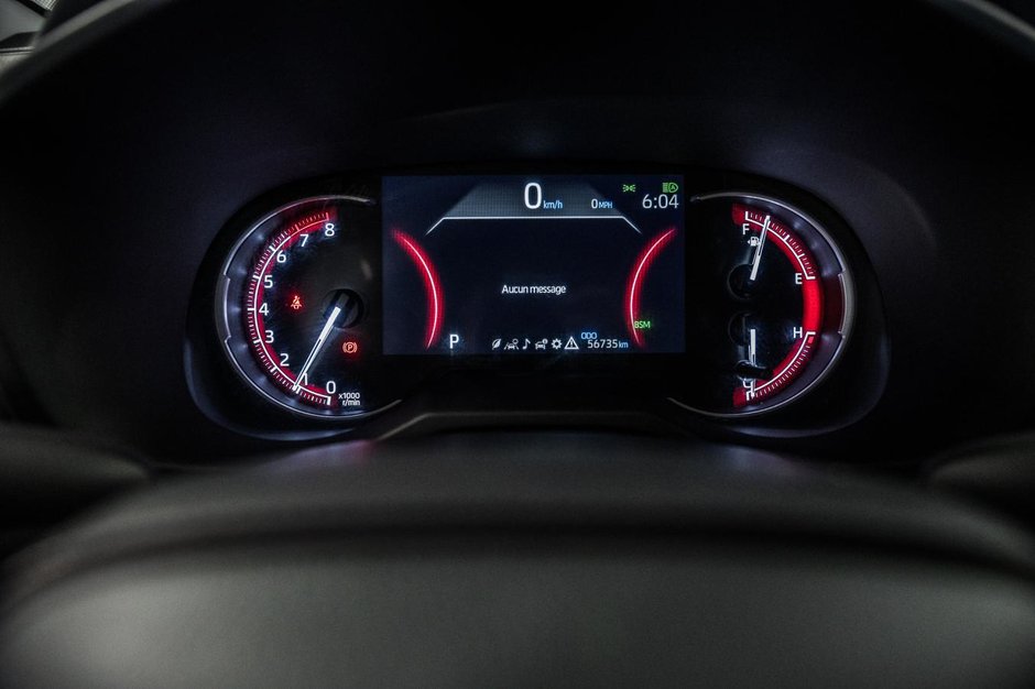 Toyota RAV4 LE 2024-16