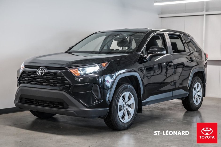 Toyota RAV4 LE 2024-0