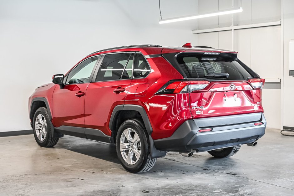 2025 Toyota RAV4 XLE-4