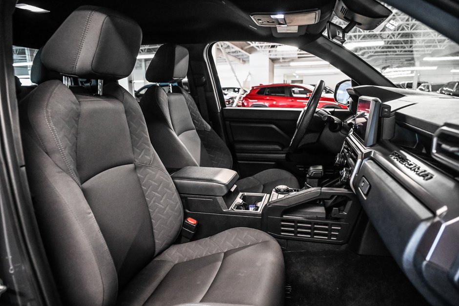 2025 Toyota Tacoma Base-27