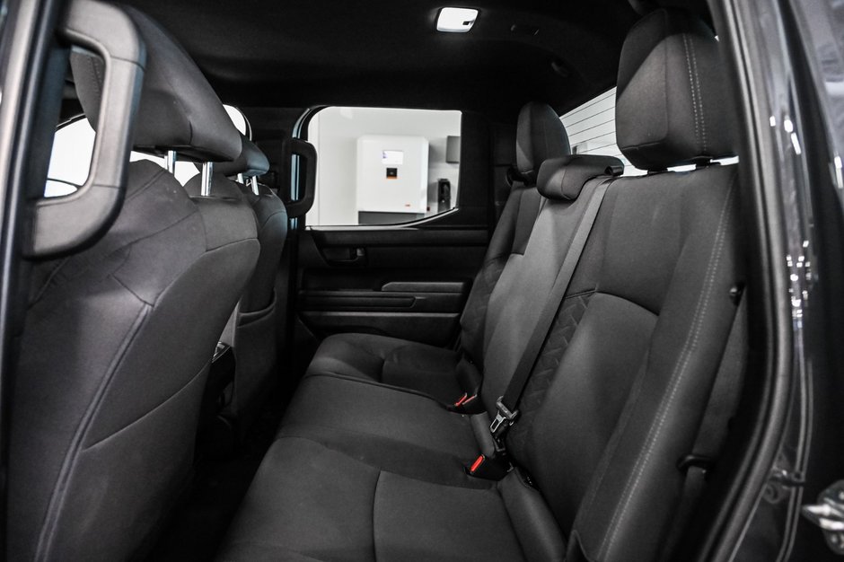 2025 Toyota Tacoma Base-22