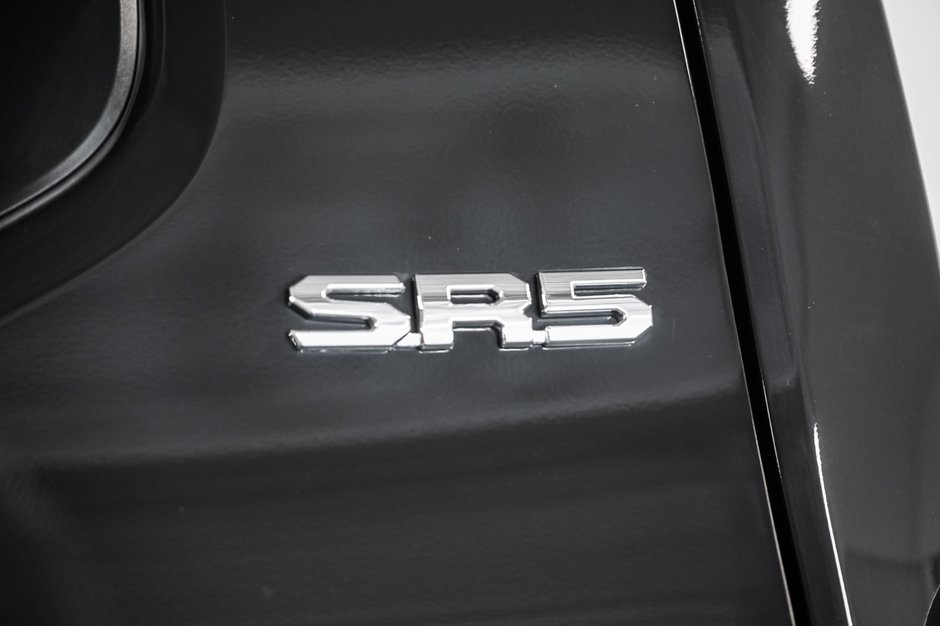 2025 Toyota Tacoma Base-4