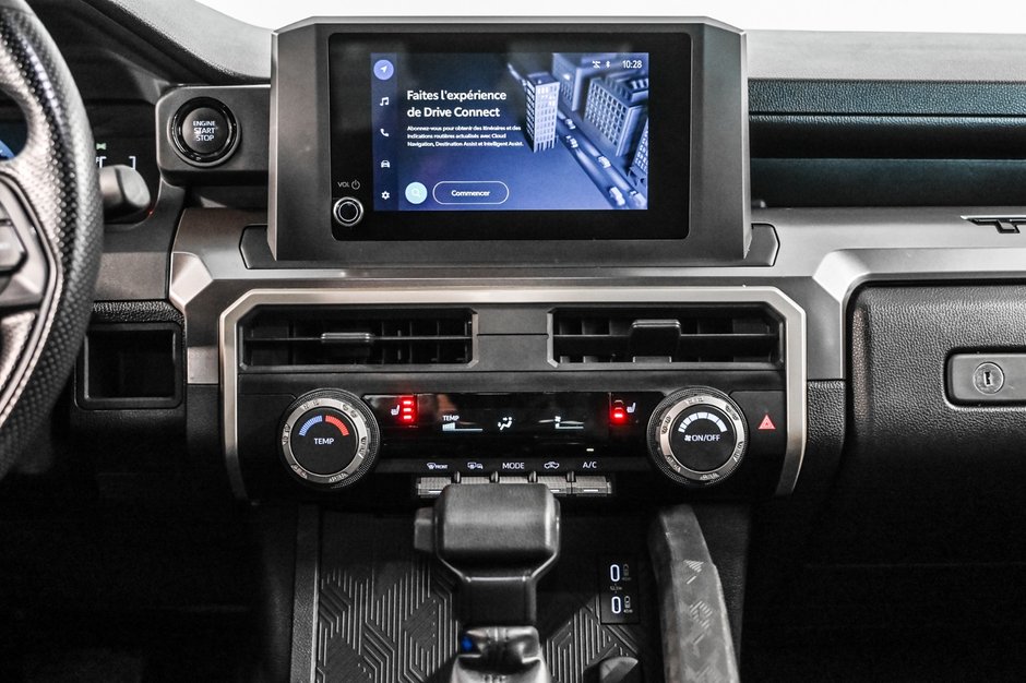 2025 Toyota Tacoma Base-25