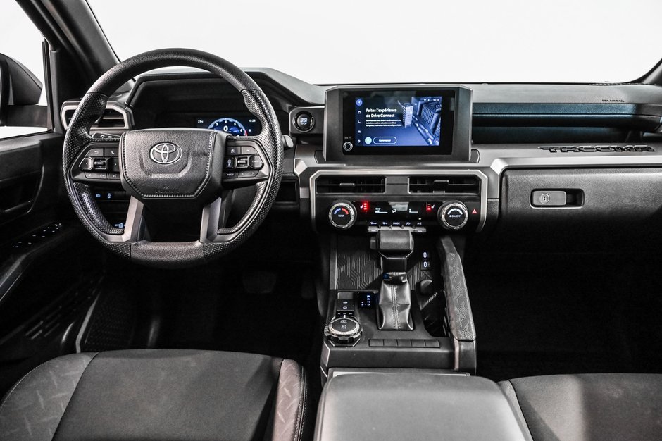 2025 Toyota Tacoma Base-23