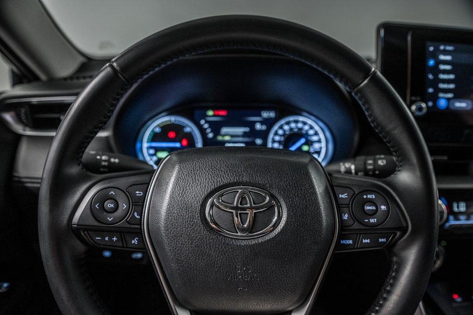 Toyota Venza LE 2024-16