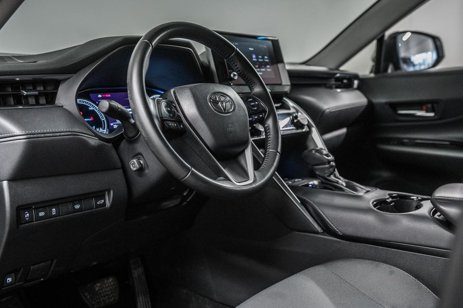 Toyota Venza LE 2024-14