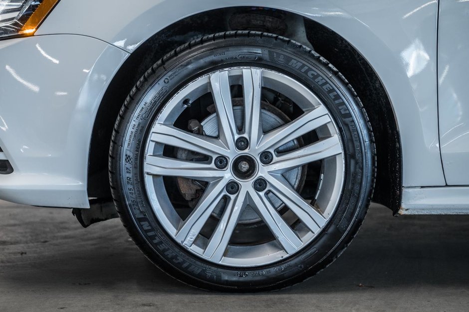 Volkswagen Jetta Sedan Highline 2016-3