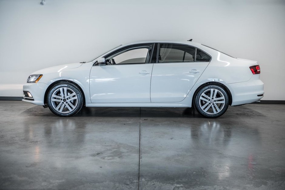 Volkswagen Jetta Sedan Highline 2016-4