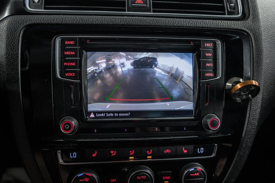 Volkswagen Jetta Sedan Highline 2016-18