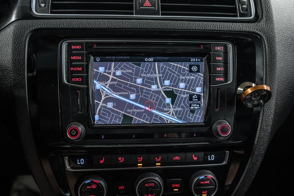 Volkswagen Jetta Sedan Highline 2016-17